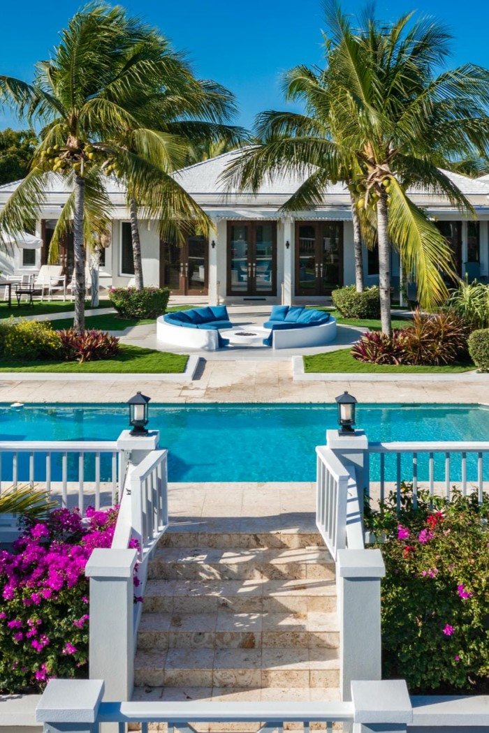 Below Deck Villa
