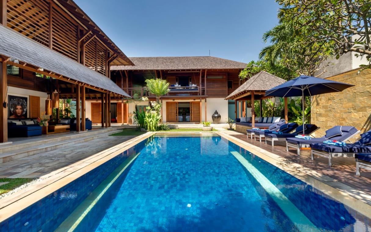 villa-seminyak-bali-indonesia-luxury-pool-windu-villas-sari-cov.jpg