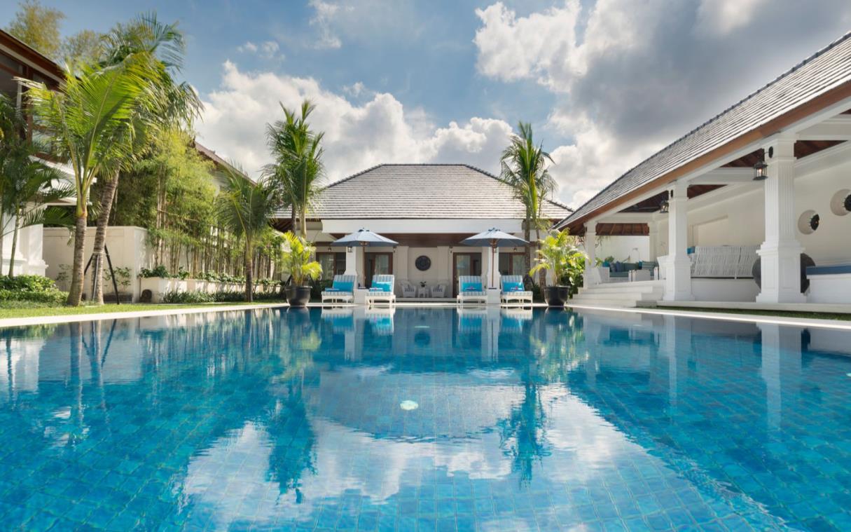 villa-seminyak-bali-indonesia-luxury-pool-windu-villas-asri-cov.jpg