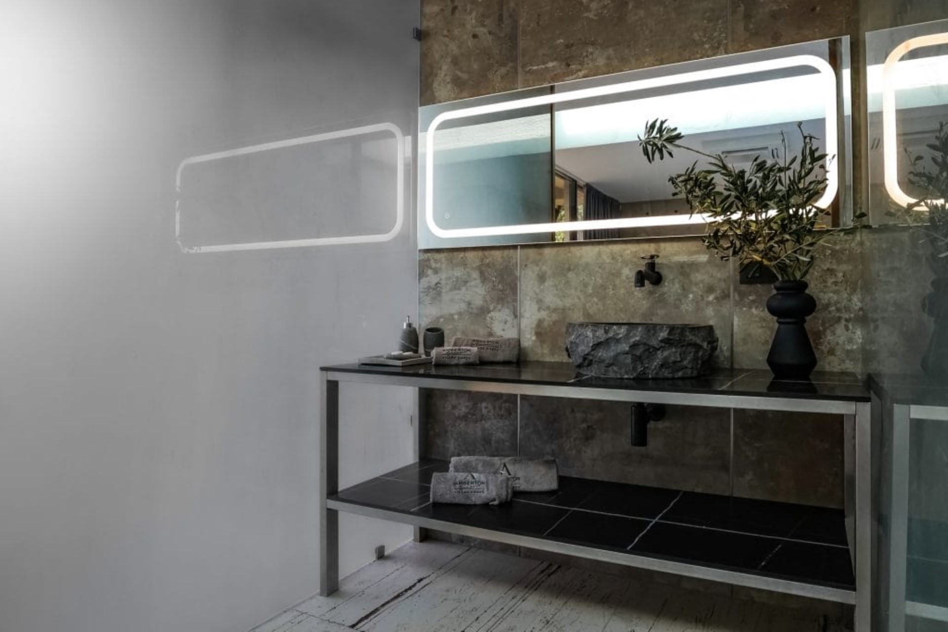 Villa RocknRolla