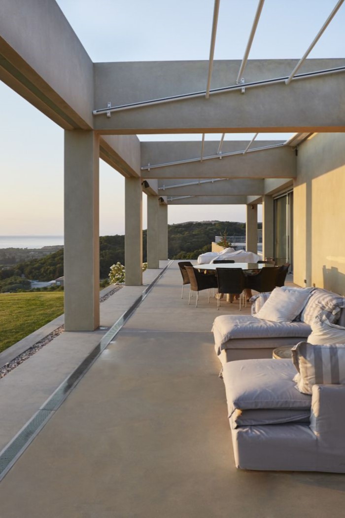 Louiza Estate