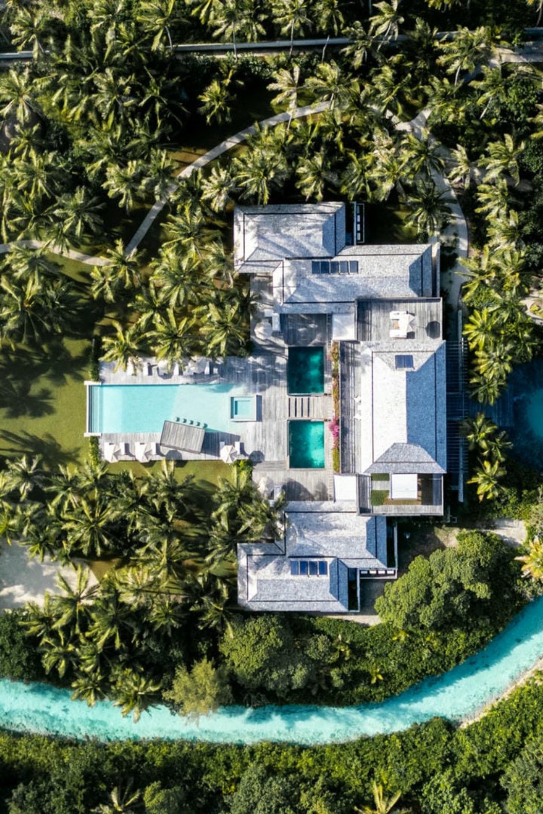 Noam Bora Bora