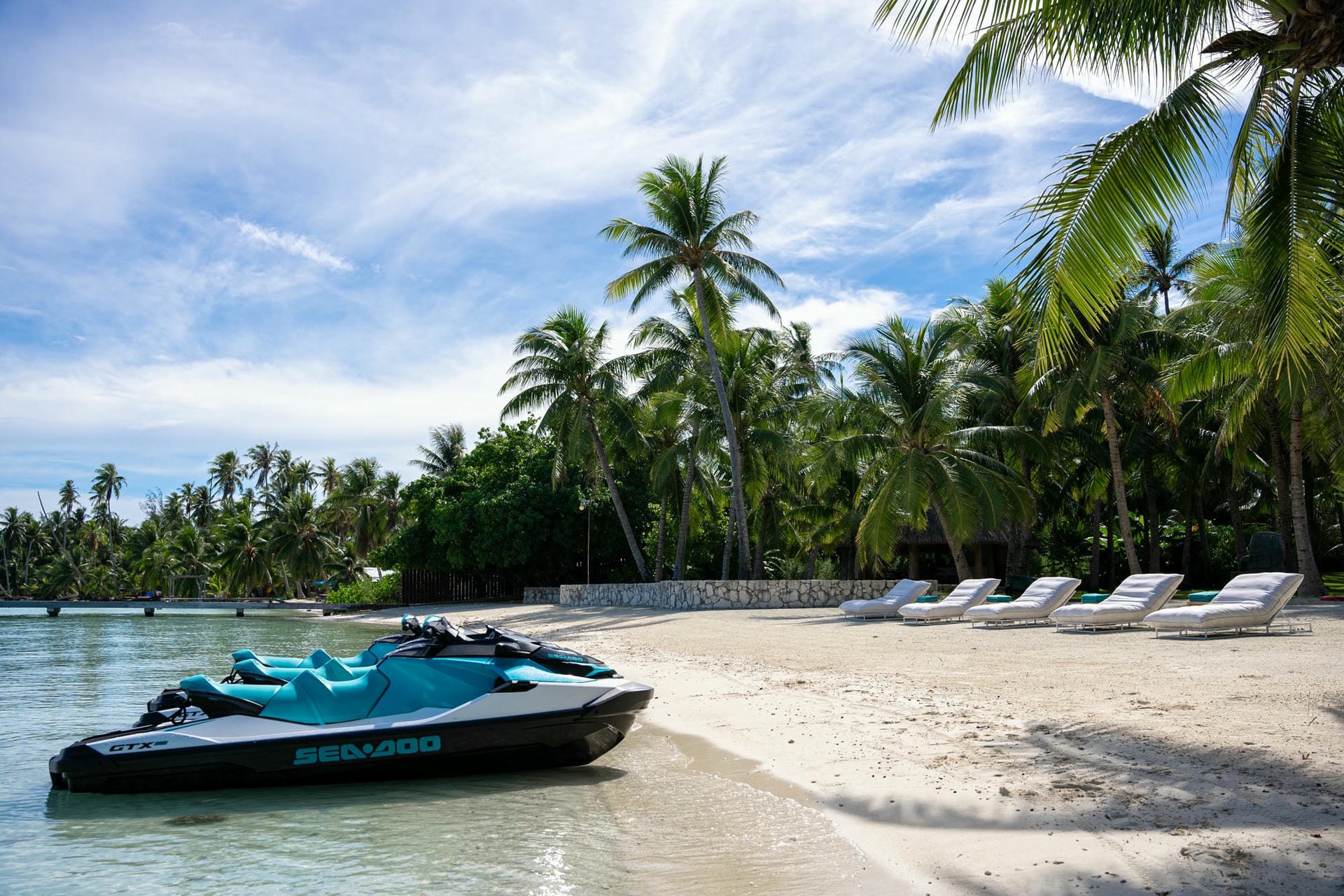 Noam Bora Bora