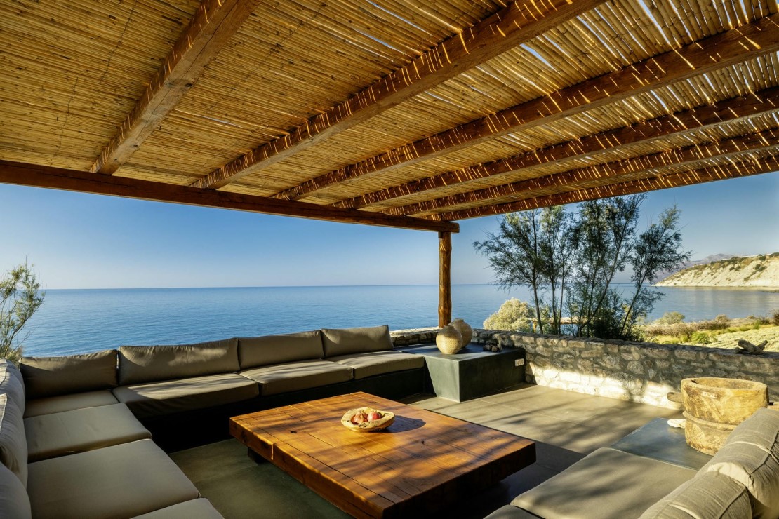 Beach House Arvi East