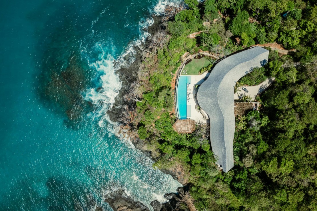 Casa Cavada