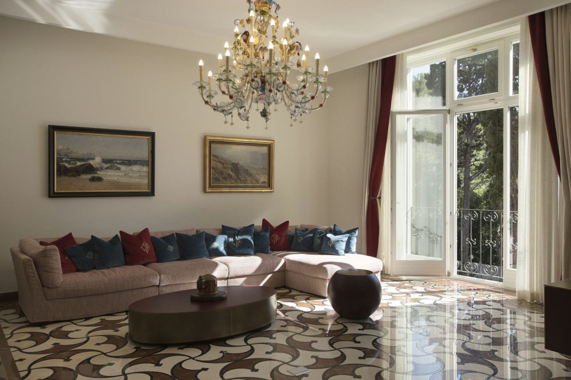 Captain's Villa Rouge