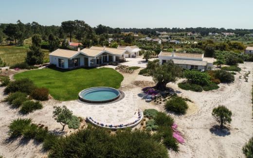 villa-comporta-portugal-pool-luxury-spacious-casa-de-oliveira-COV.jpg