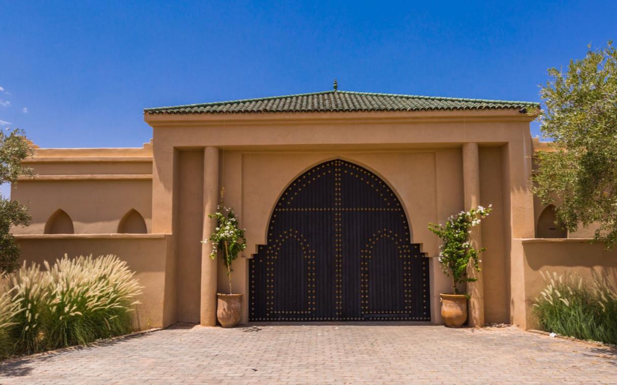 villa-marrakesh-morocco-pool-luxury-anahita-out  (5).jpg
