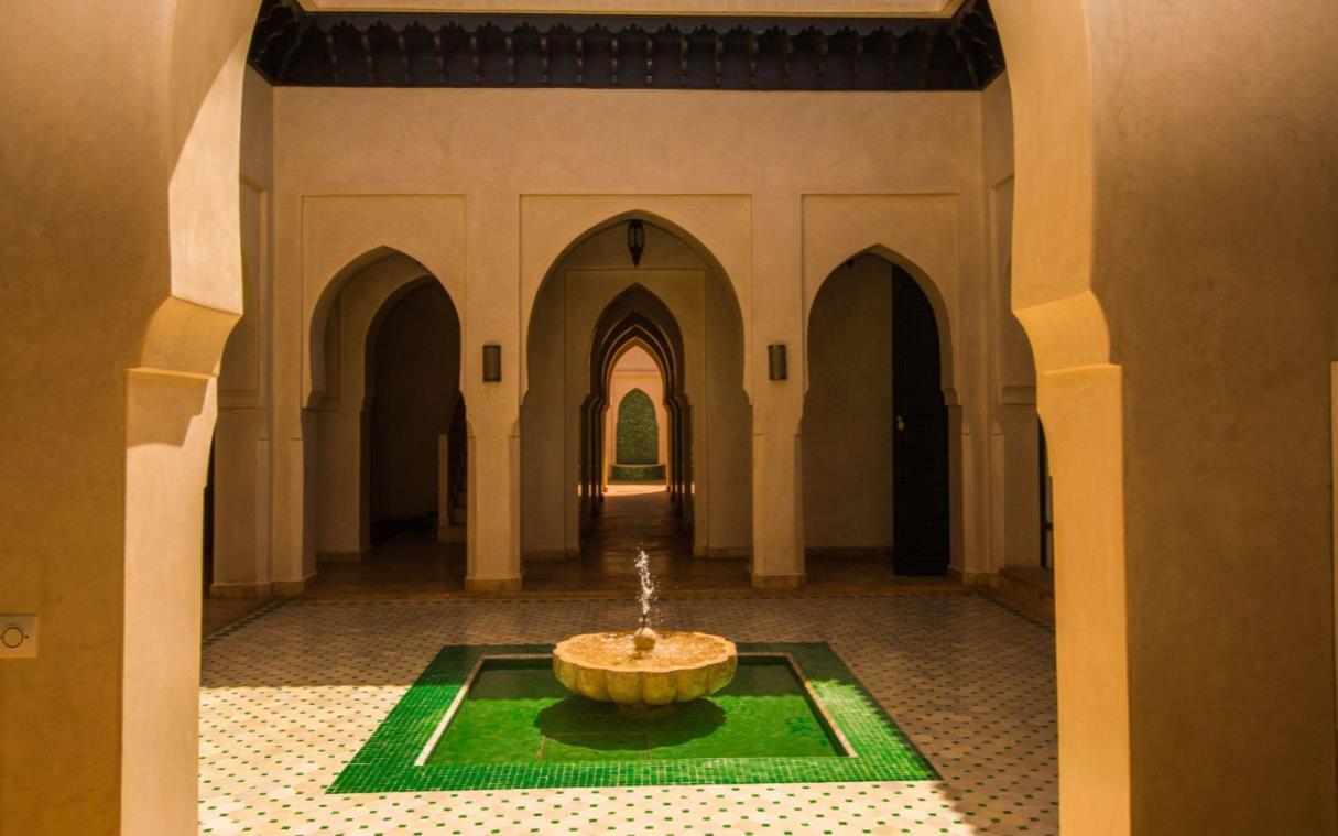 villa-marrakesh-morocco-pool-luxury-anahita-court (15).jpg