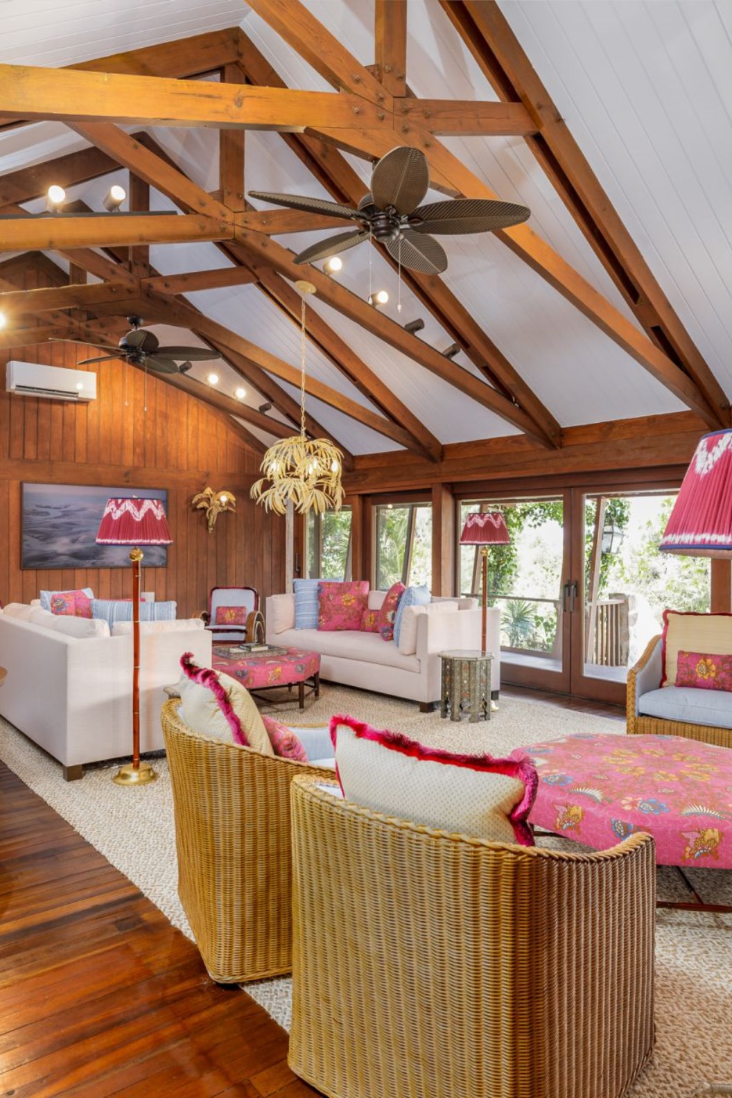 The Catch Villa