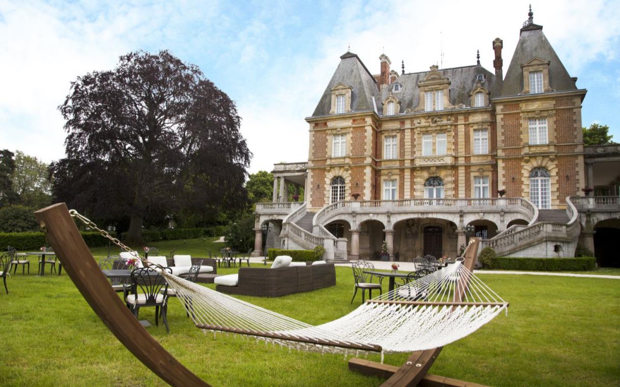 chateau-paris-france-wedding-event-luxury-bouffemont-ext (6).jpg