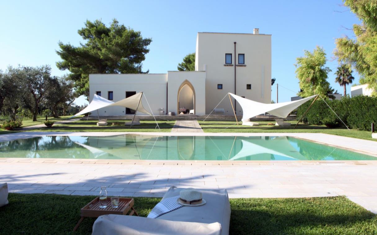 villa-apulia-italy-luxury-pool-gardens-rural-masseria-ceratonia-cov.jpg