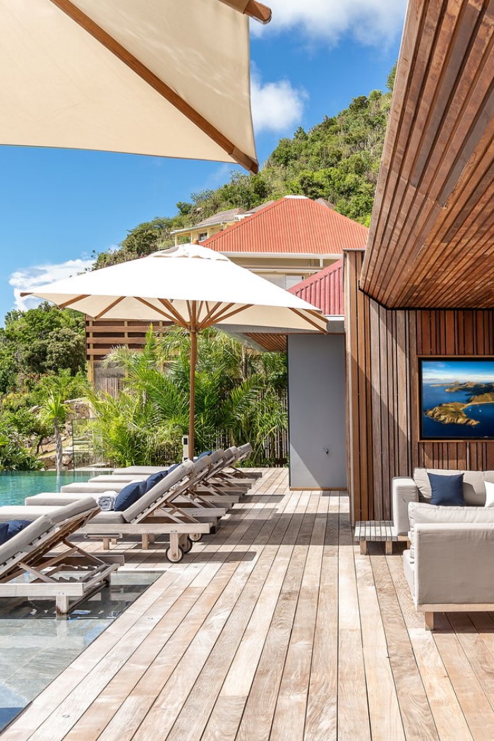 Villa June