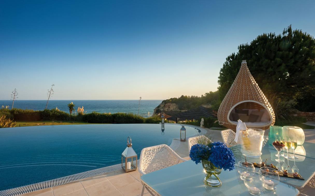 villa-algarve-portugal-luxury-pool-beach-praia-swim (9).jpg