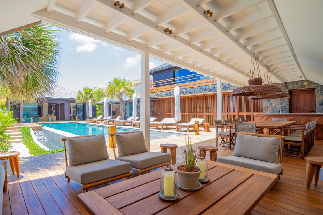 Villa Over the Ocean