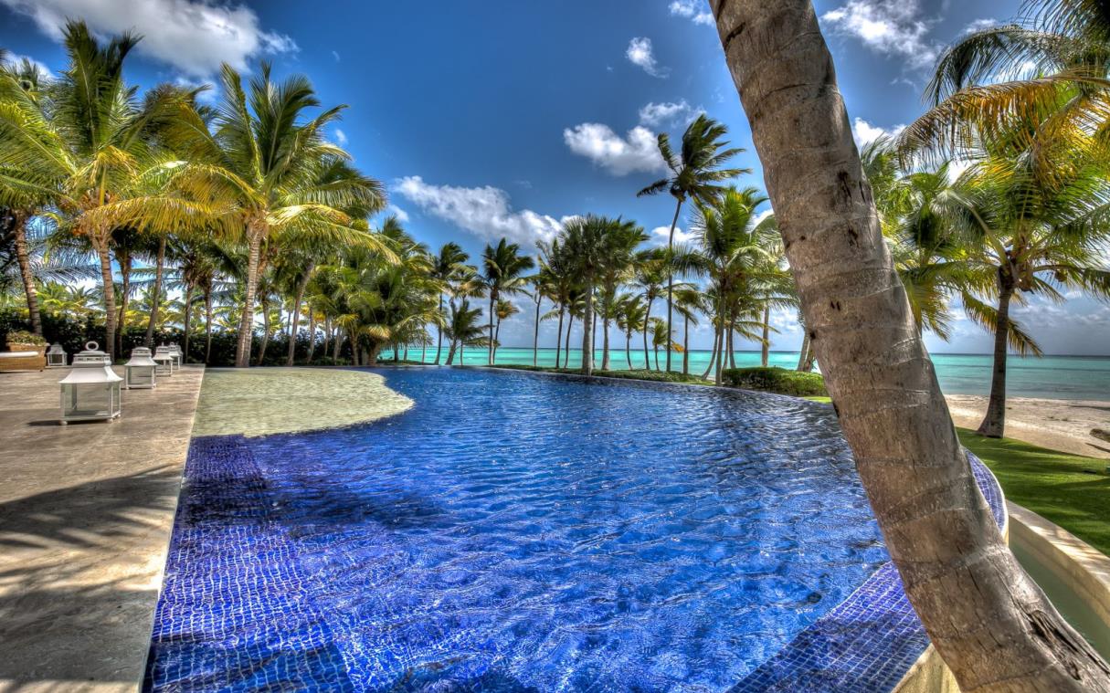 villa-cana-dominican-republic-luxury-pool-las-hamacas-swim (5).jpg