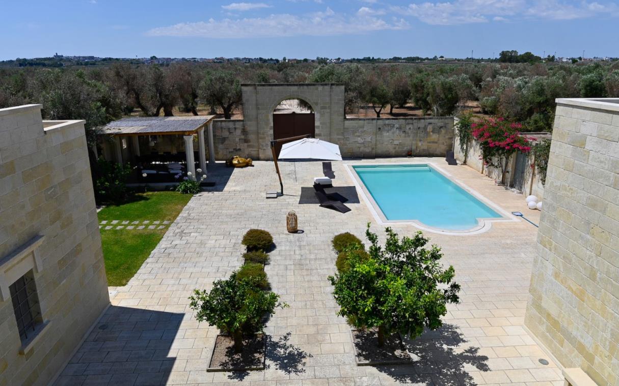 villa-apulia-italy-pool-garden-masseria-trullino-swim (7).jpg