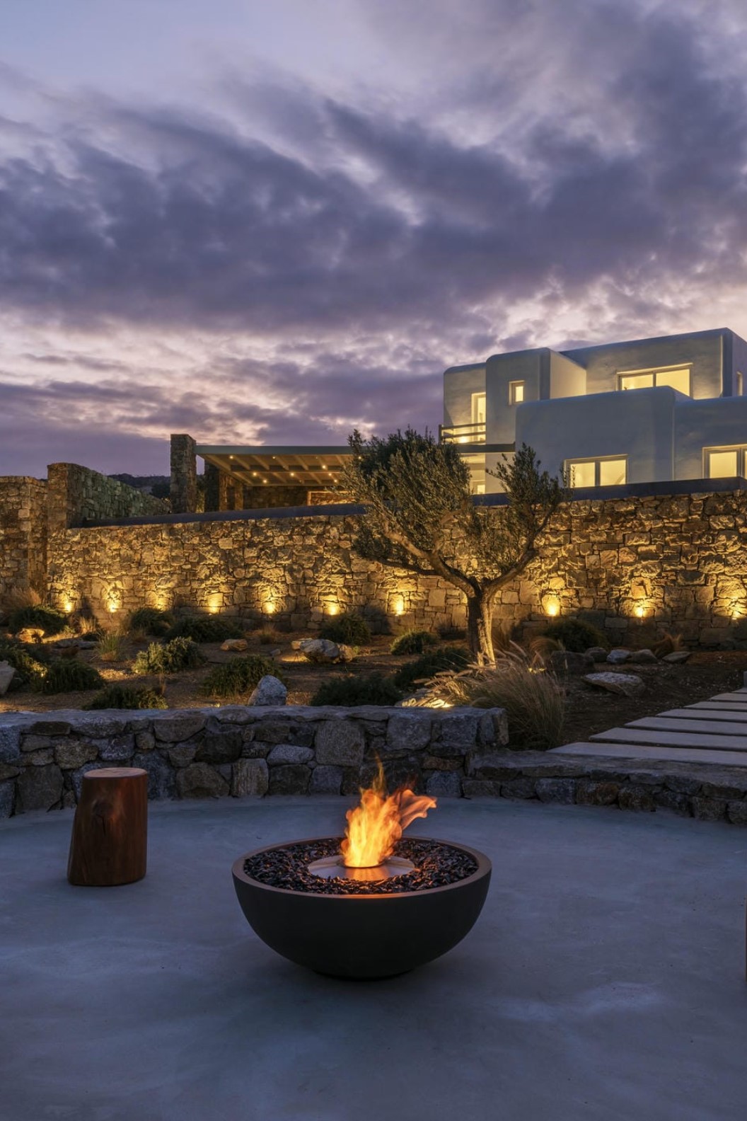 Blue Eye Grand Villa