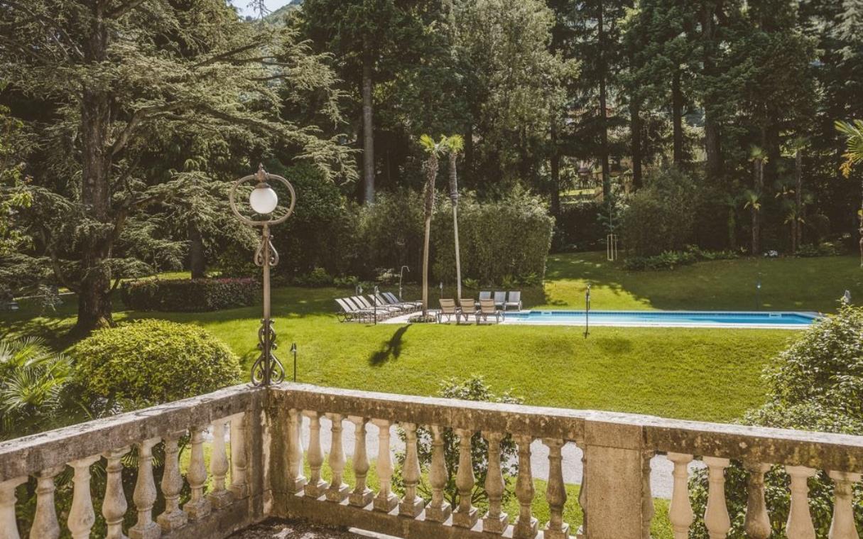 Villa Como Lake Bellagio Italy Luxury Wedding Pool Aura Del Lago Gar 3