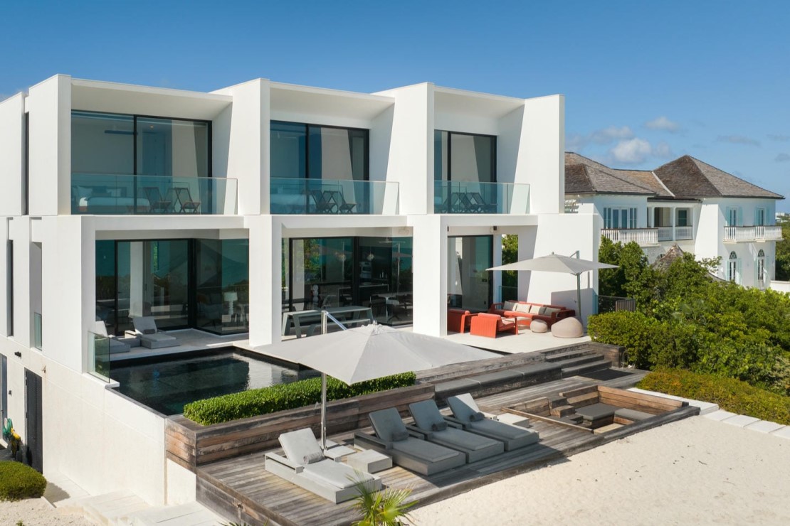 Uxue Villa – 6-Bedroom