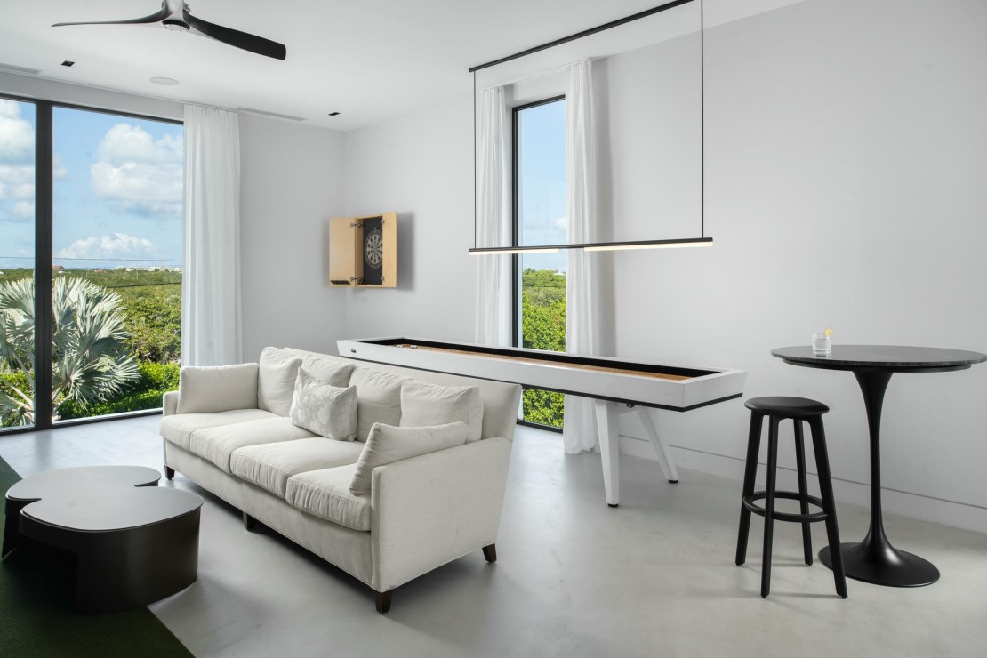 Uxue Villa – 8-Bedroom