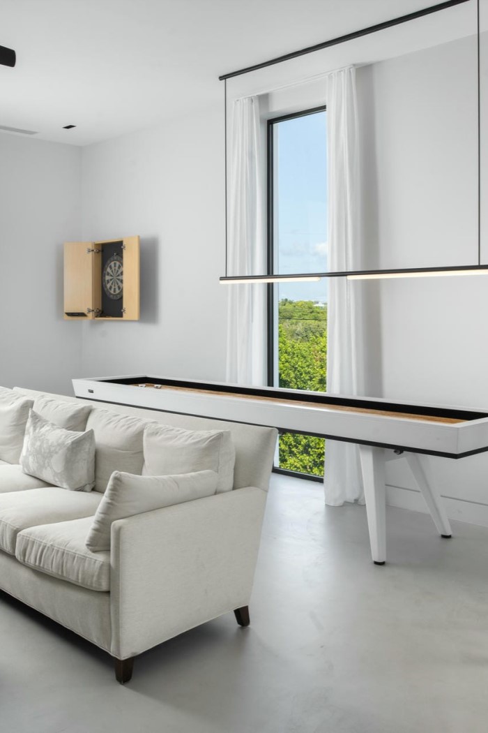 Uxue Villa – 8-Bedroom