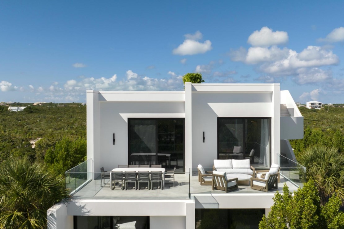 Uxue Villa – 8-Bedroom