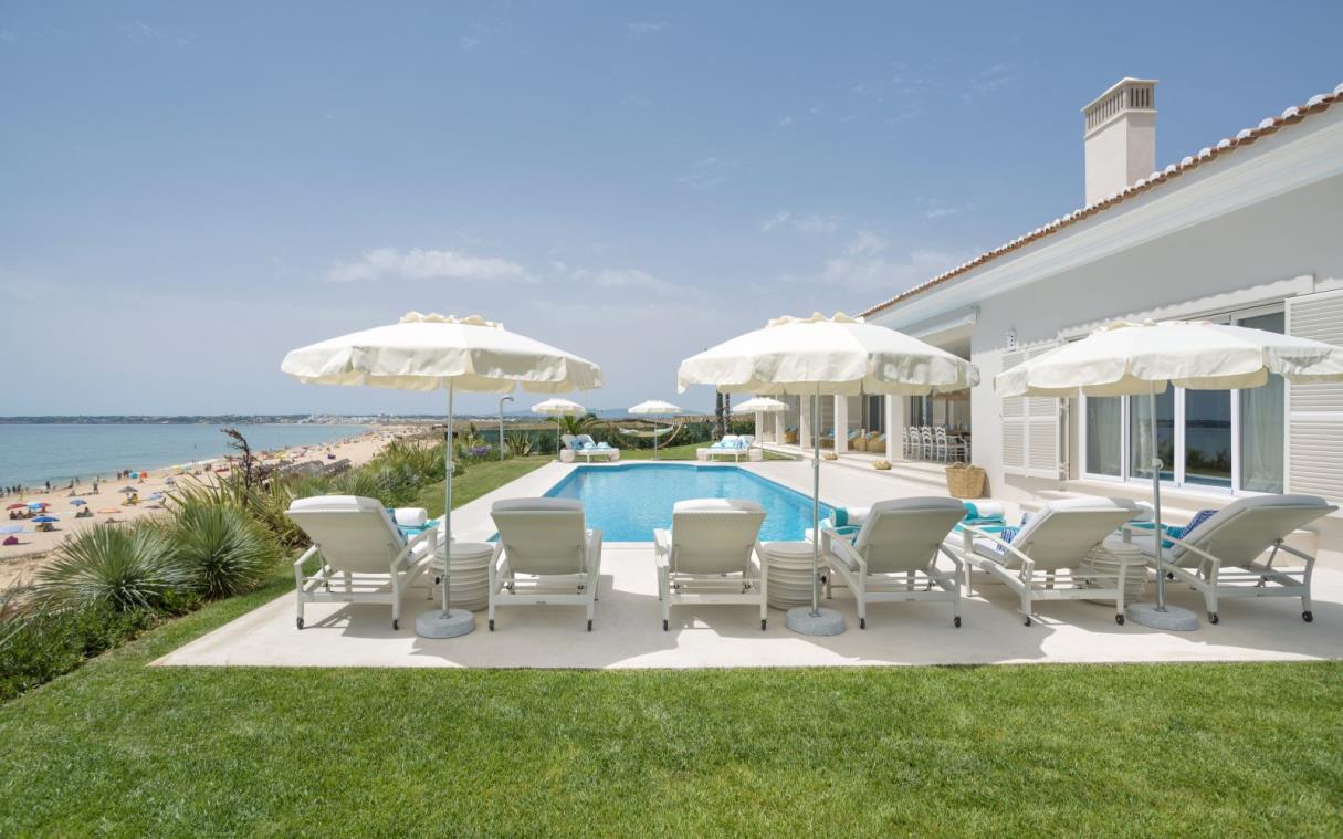 villa-algarve-portugal-luxury-pool-hibiscus-beach-house-swim 2 (1).jpg