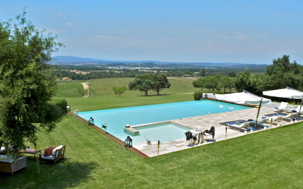 villa-costa-brava-spain-luxury-pool-mas-mateu-poo (7).jpg