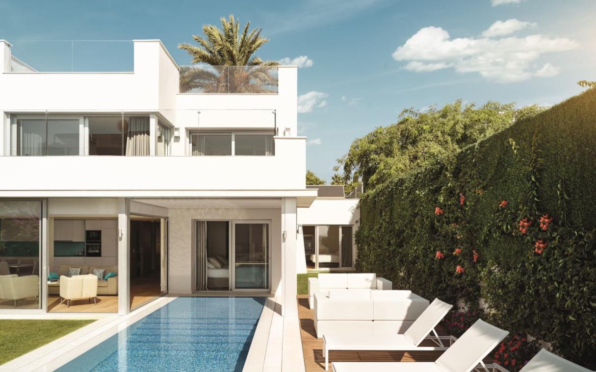 villa-marbella-spain-luxury-pool-spa-resort-puente-romano-armonia-poo.jpg