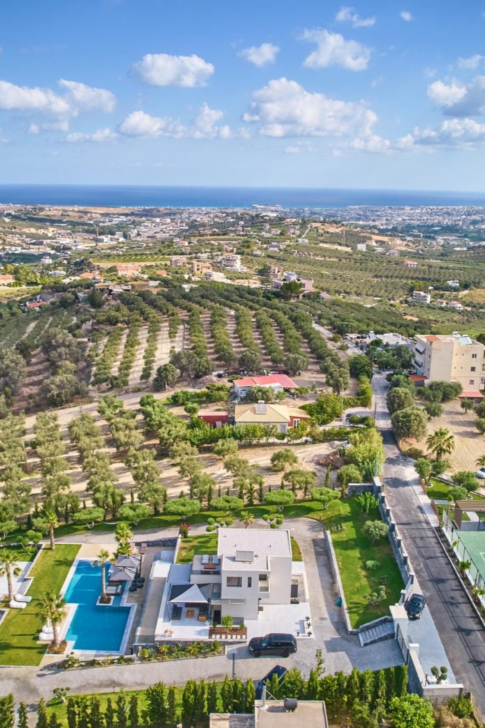 Geolivia Estate