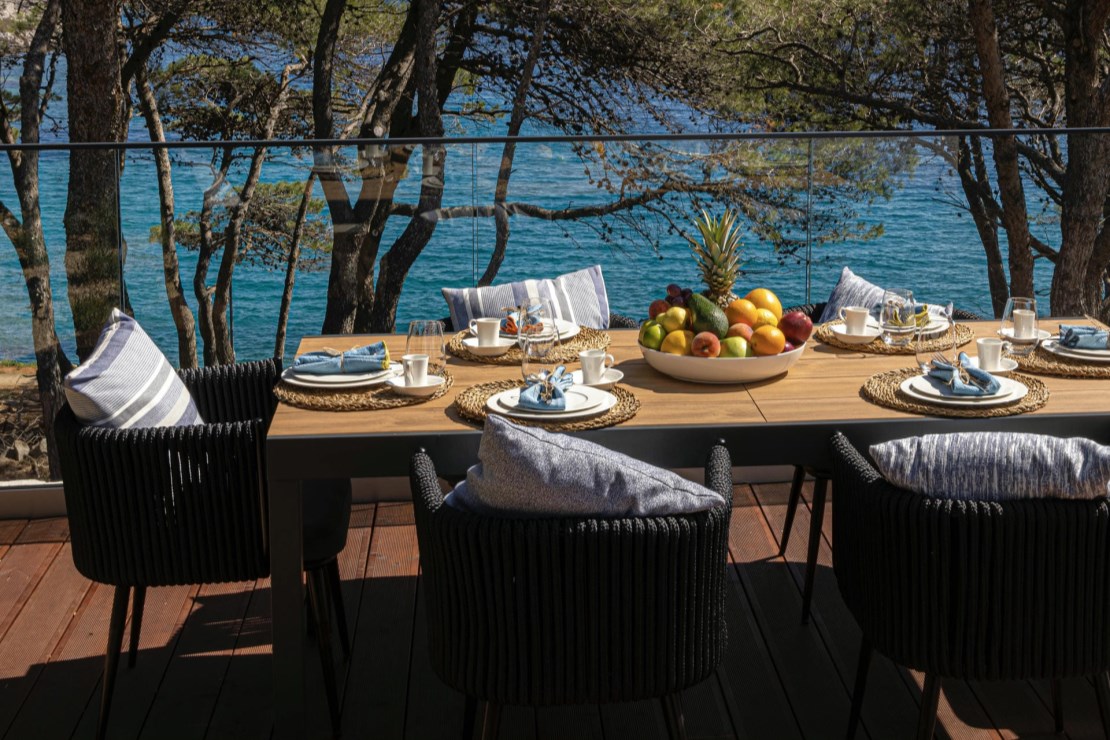 Contessa Luxury Retreat