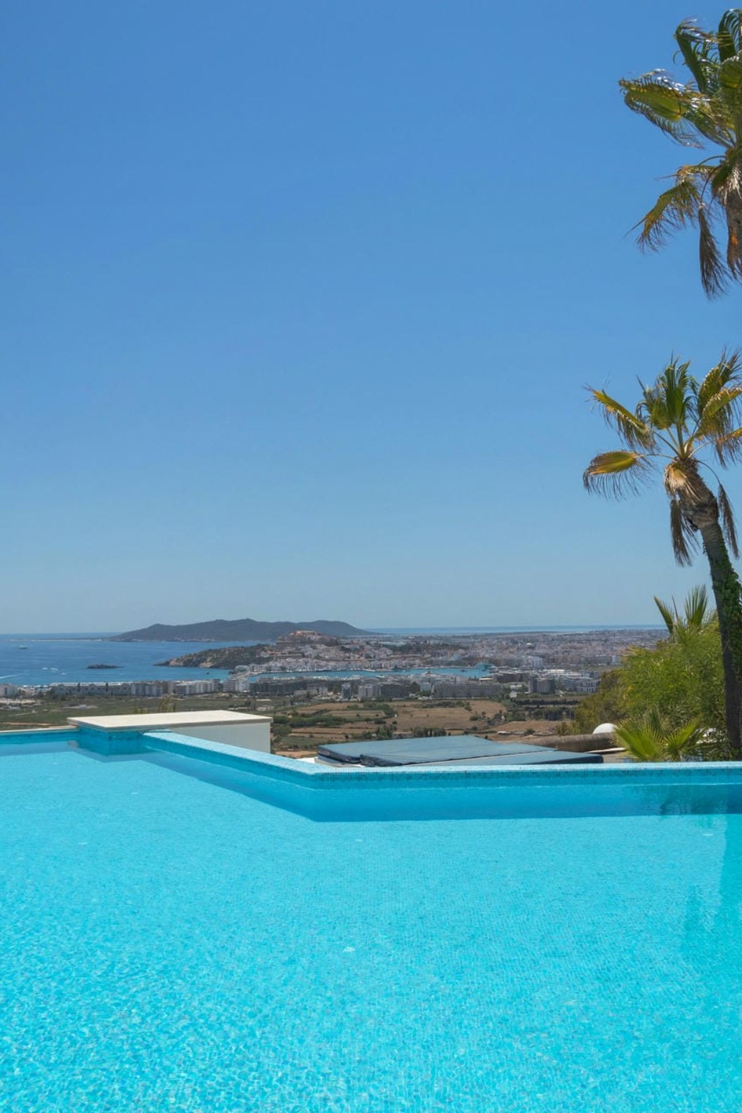 Villa Mirage