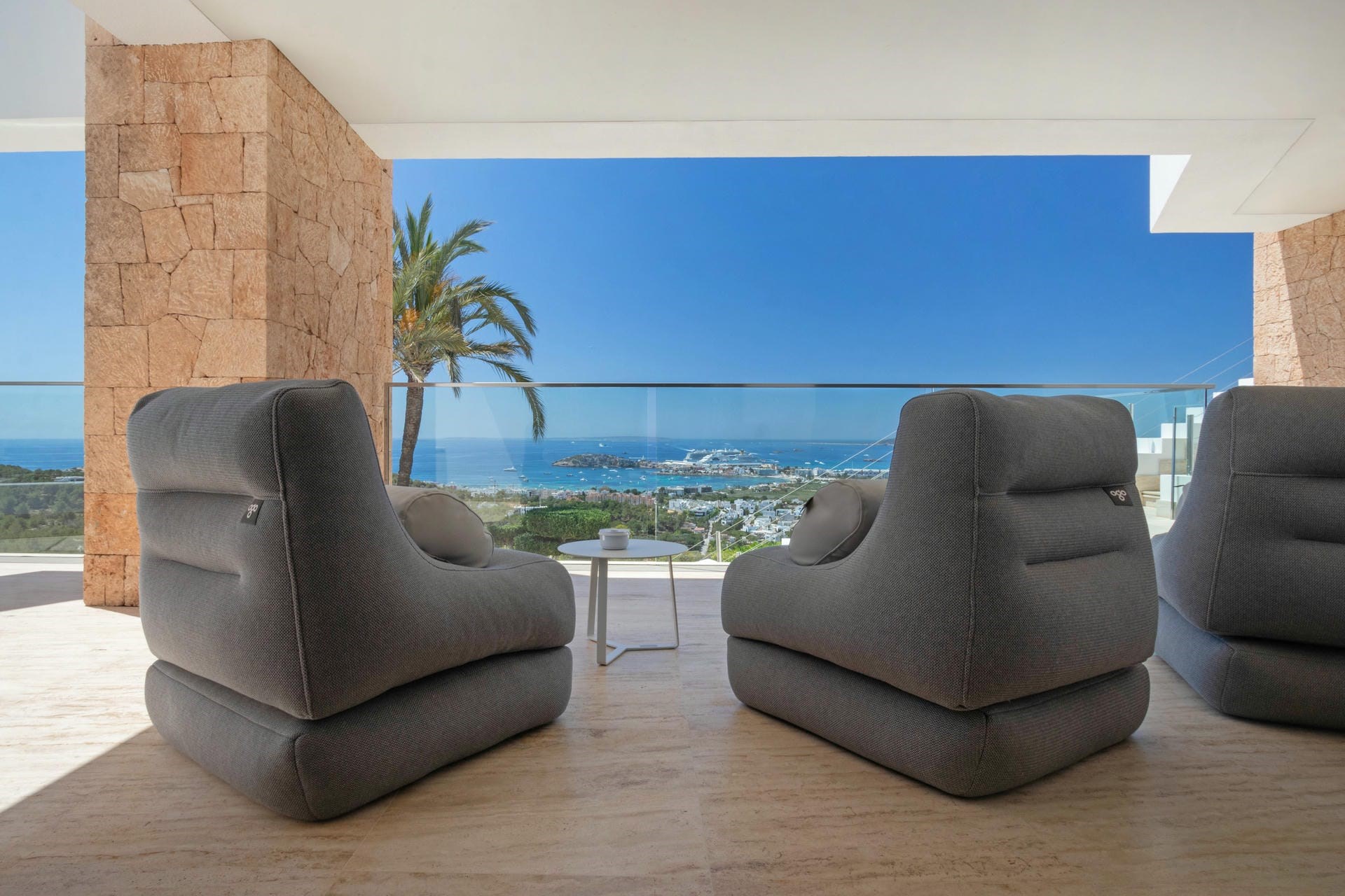 Villa Mirage