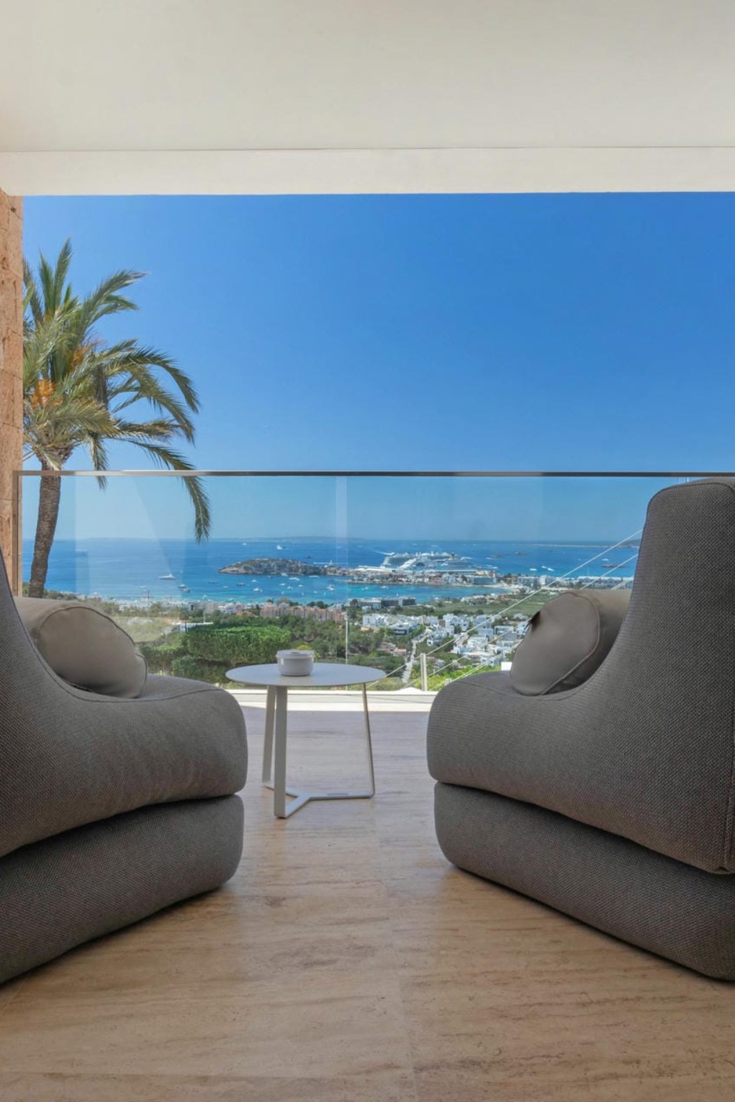 Villa Mirage