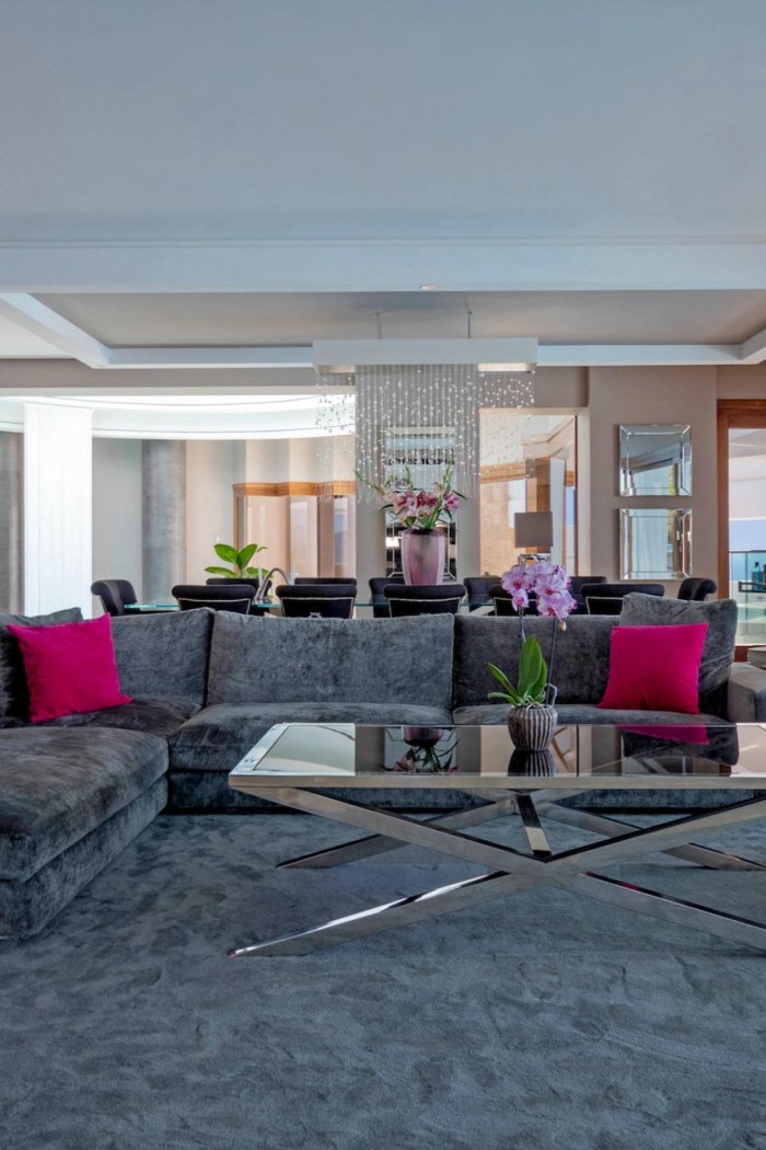 Villa Mirage