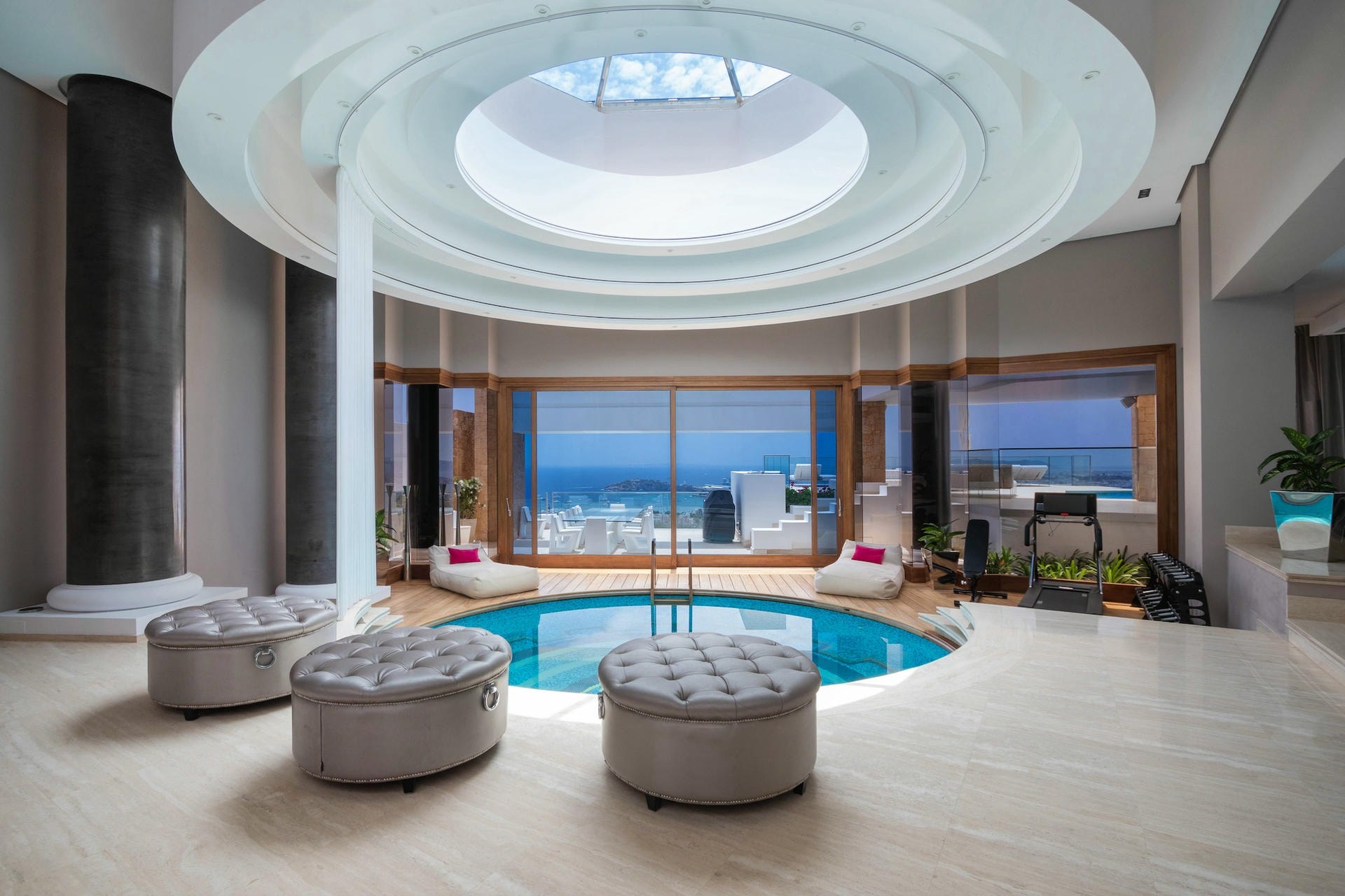 Villa Mirage