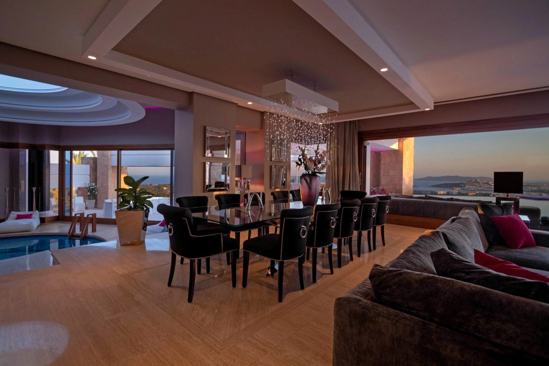 Villa Mirage