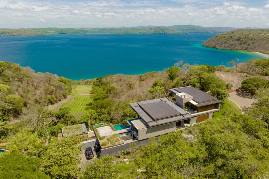 Villa Enoki