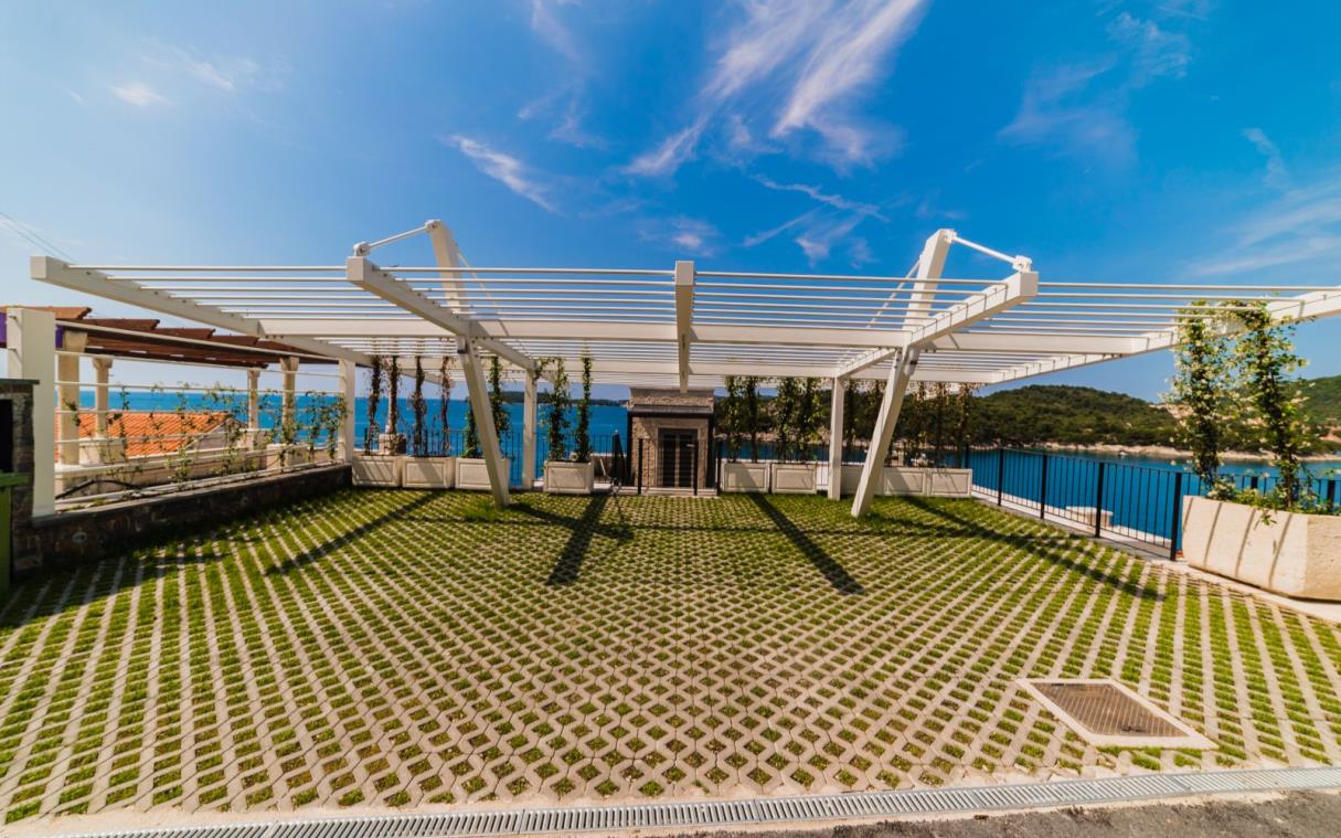 villa-dubrovnik-croatia-luxury-seafront-amelie-terr.jpg