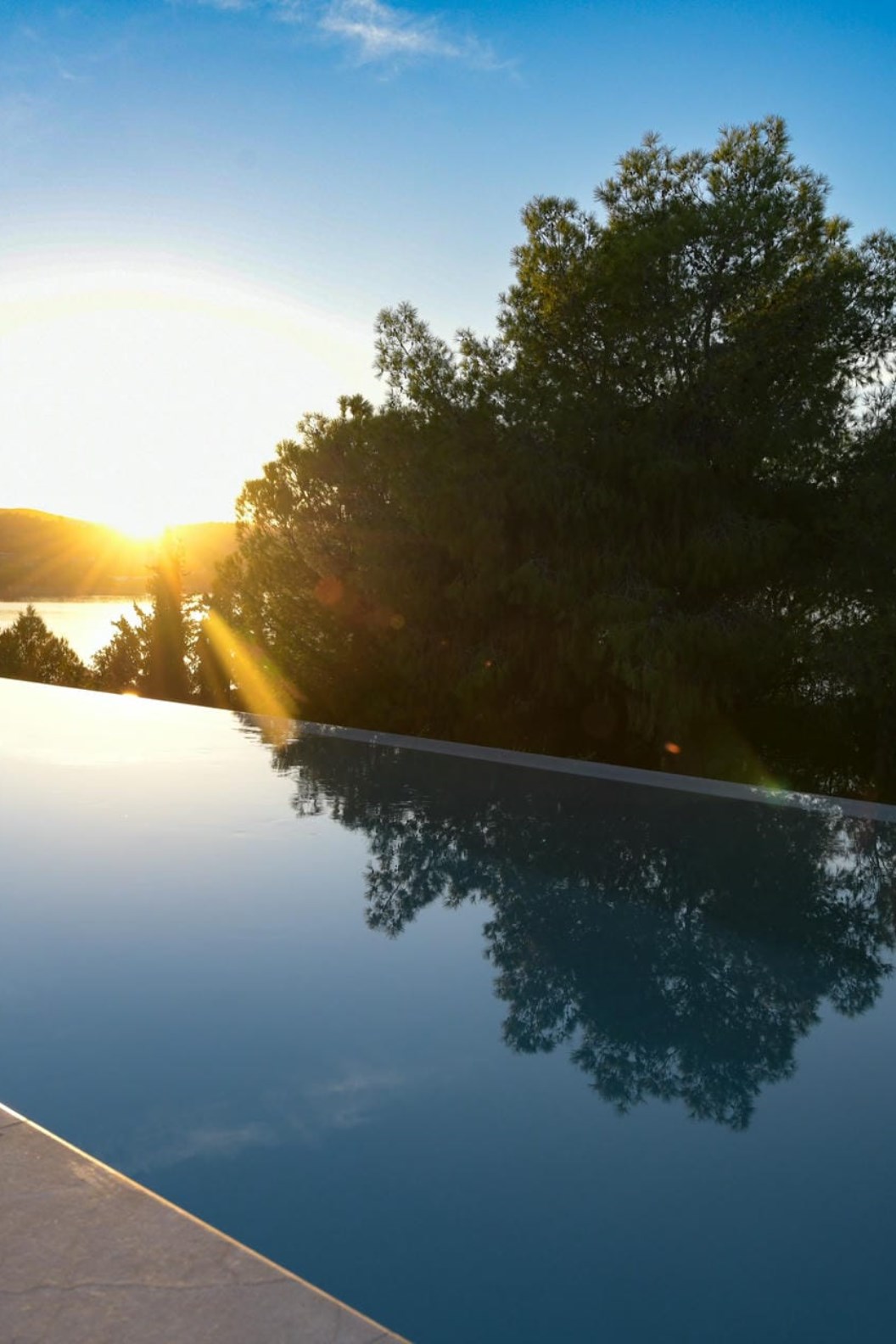Villa Kilada on the Rocks