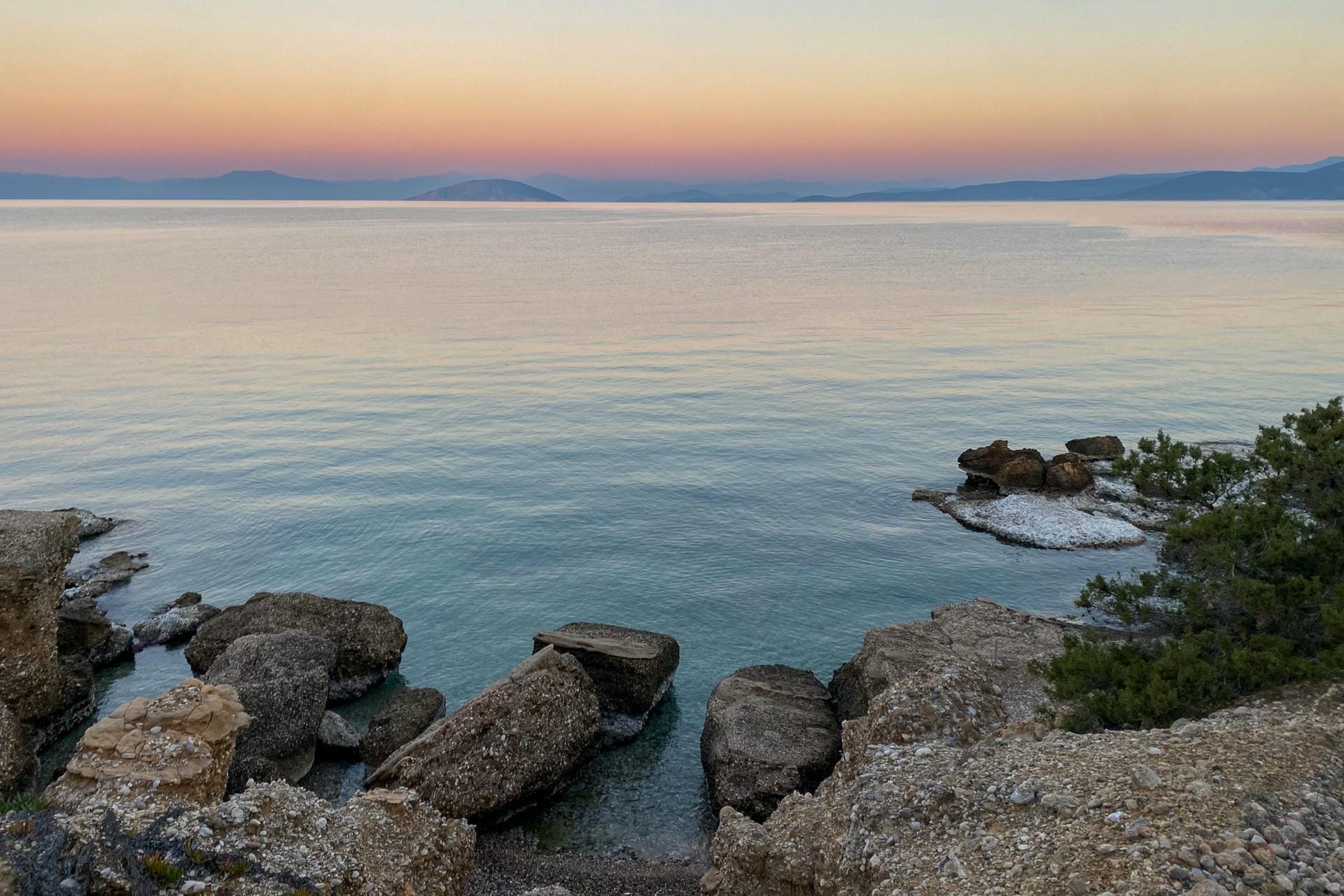 Villa Kilada on the Rocks