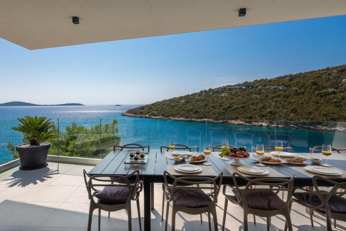 Villa Extravaganza