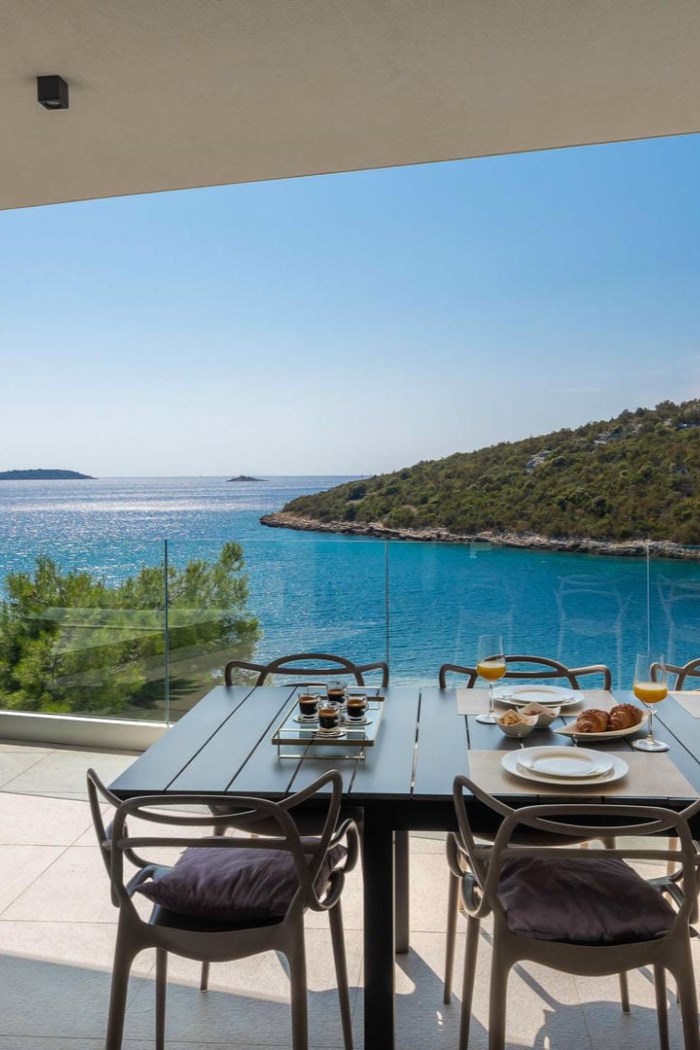 Villa Extravaganza