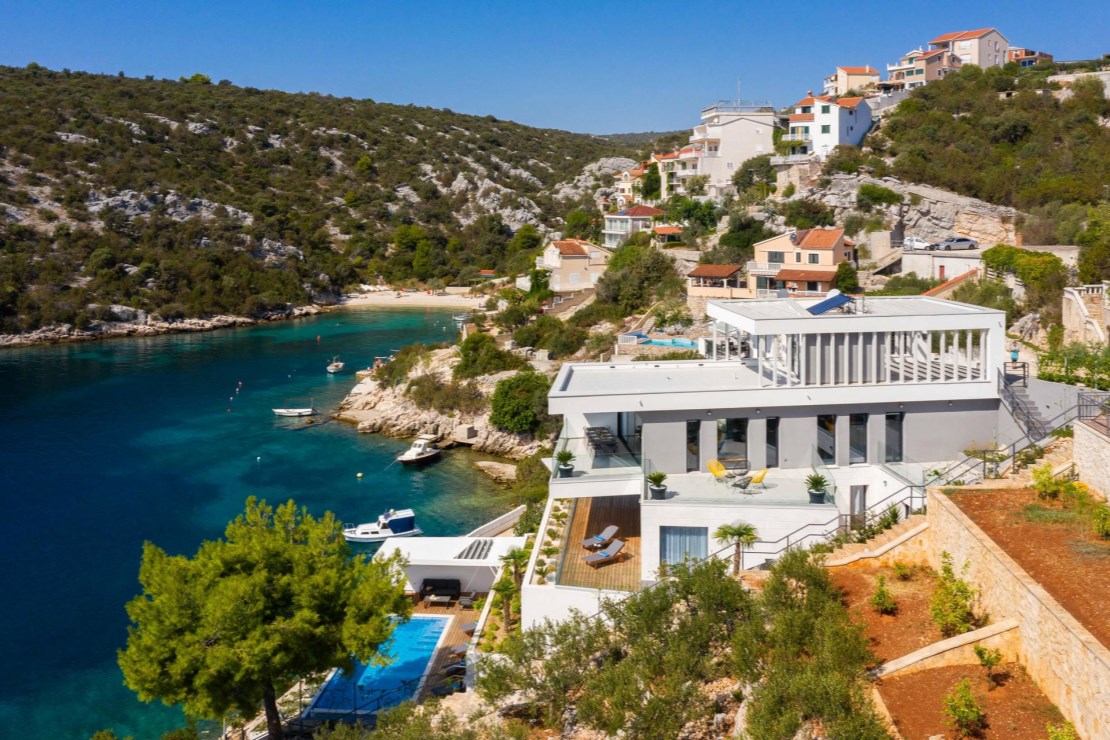 Villa Extravaganza