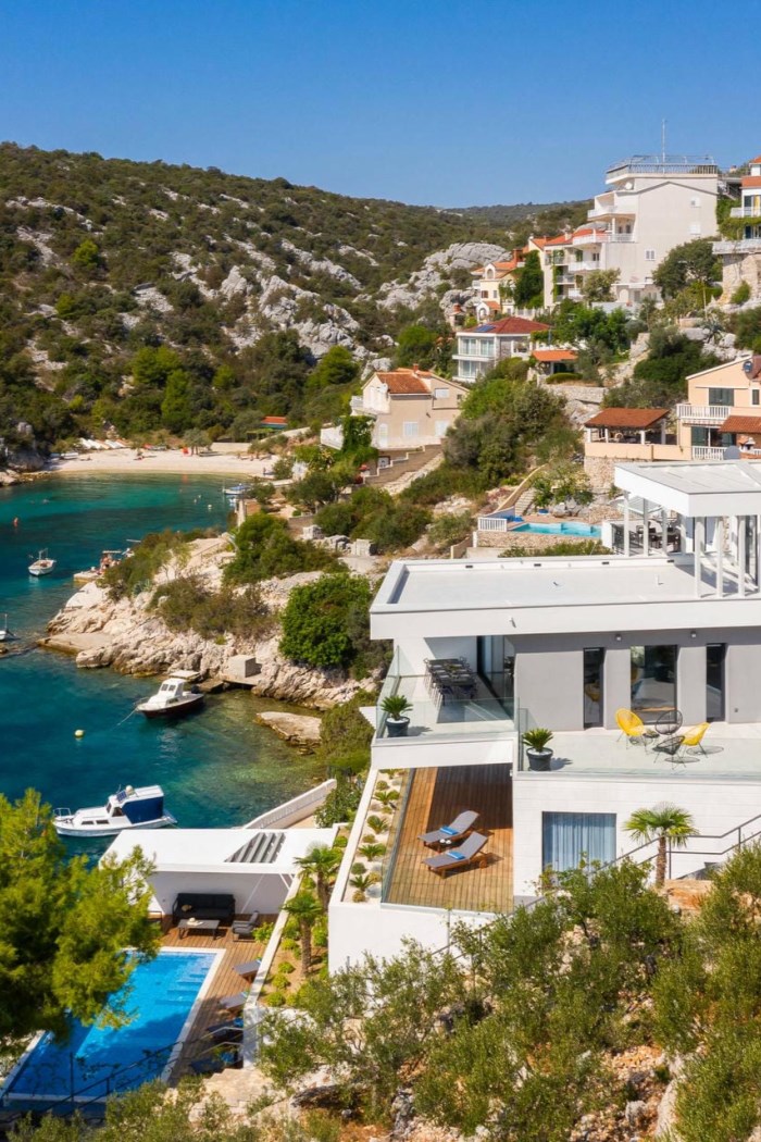 Villa Extravaganza