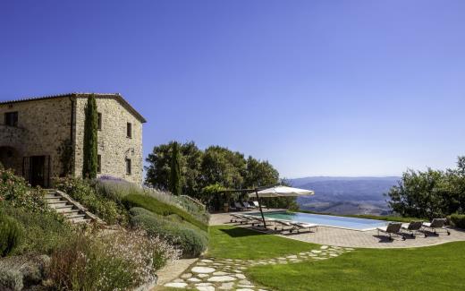 villa-umbria-tuscany-italy-luxury-pool-countryside-torre-bisenzio-ext (9).jpg