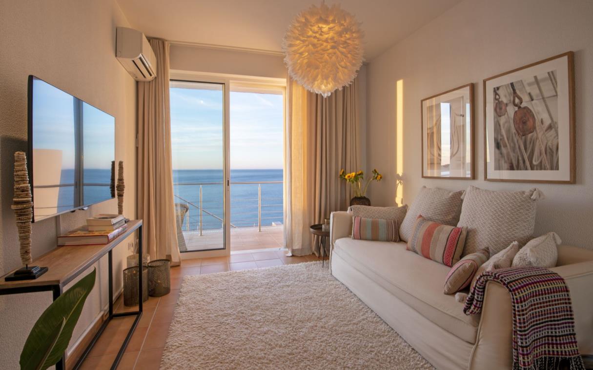 Villa Salema Algarve Portugal Luxury Views Pool Mar Vista Liv Bed Sofa