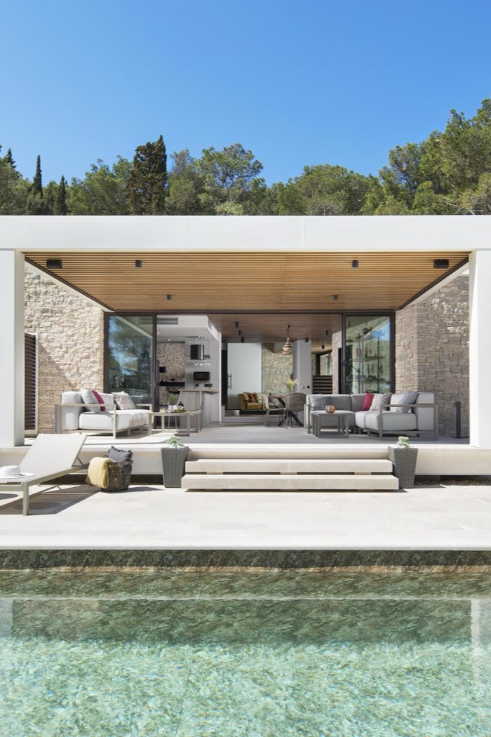 Vale Residence