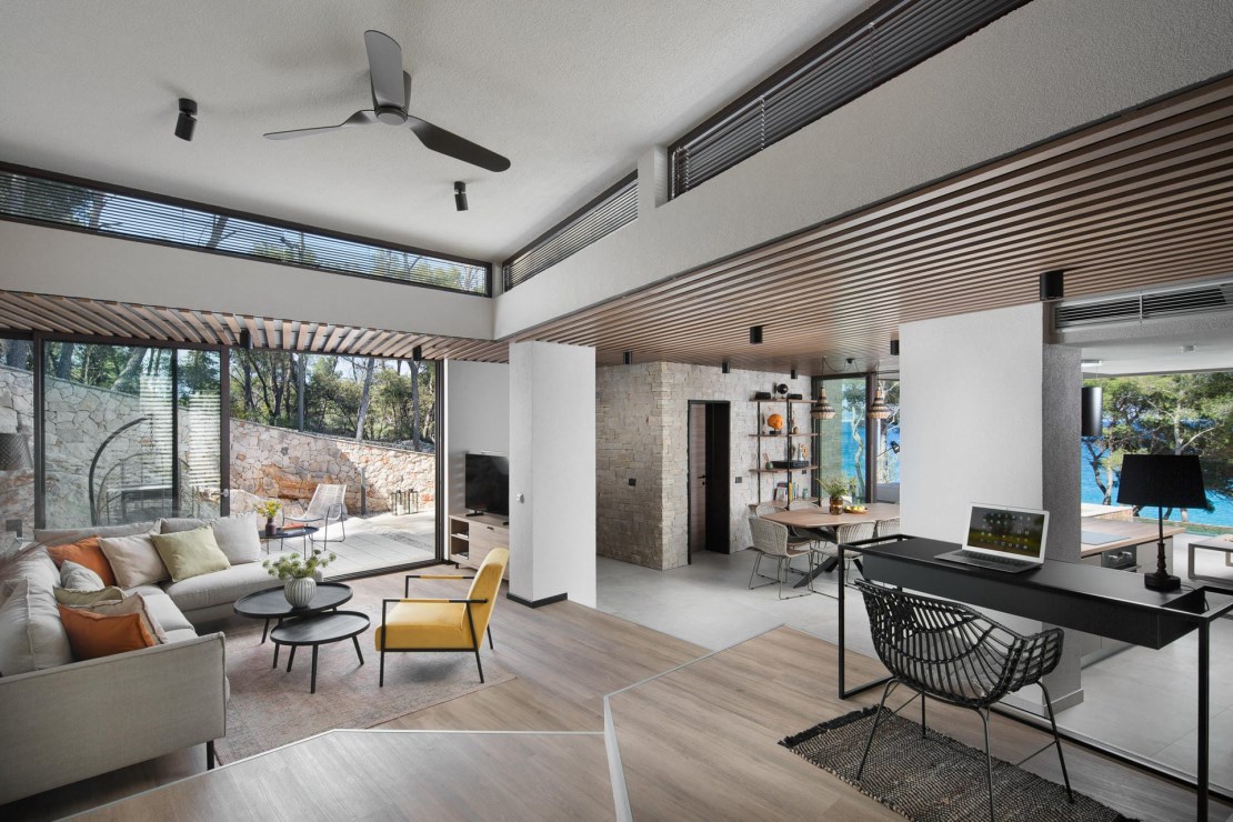 Vale Residence